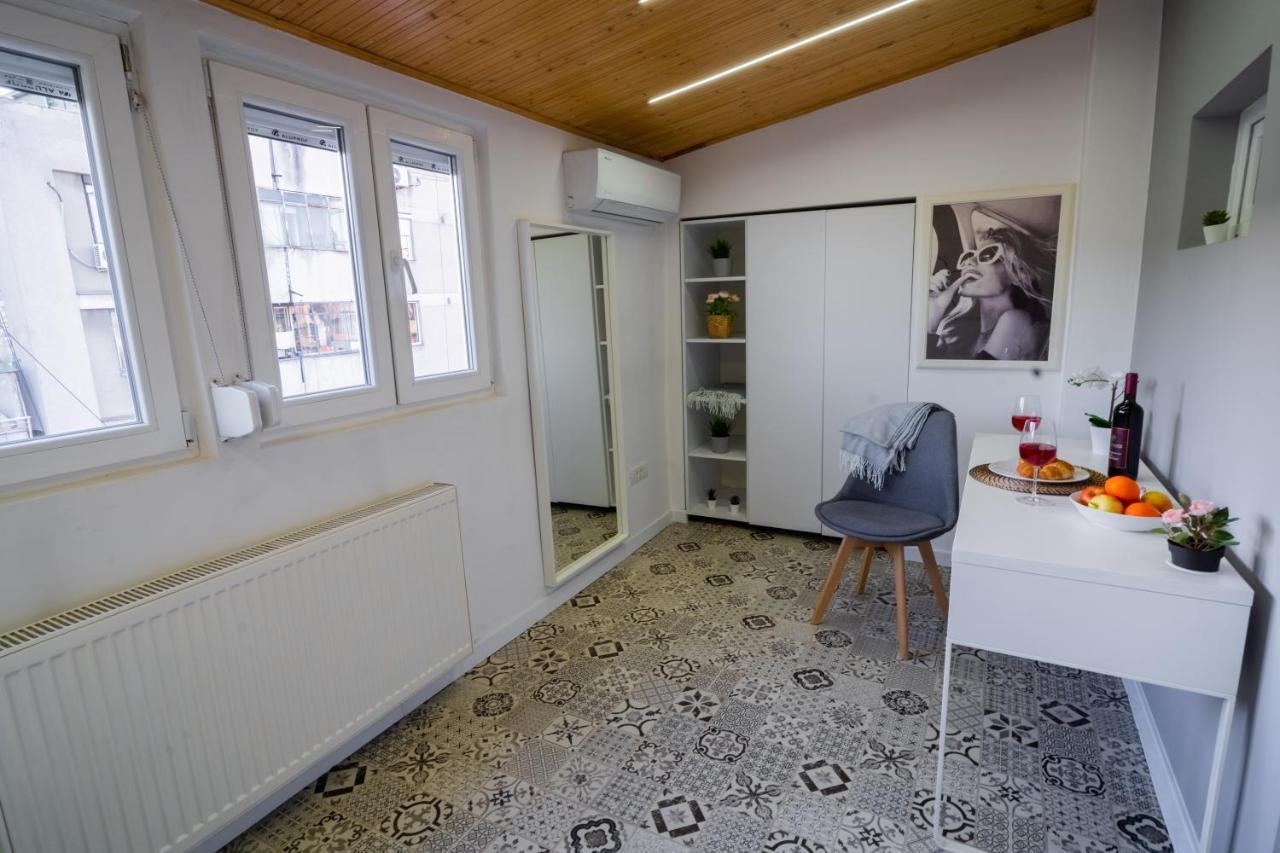 One Bedroom Flat In Bucharest'S Historic District Zewnętrze zdjęcie