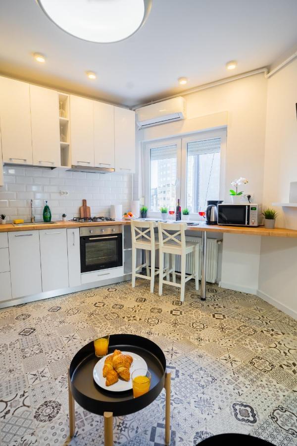 One Bedroom Flat In Bucharest'S Historic District Zewnętrze zdjęcie