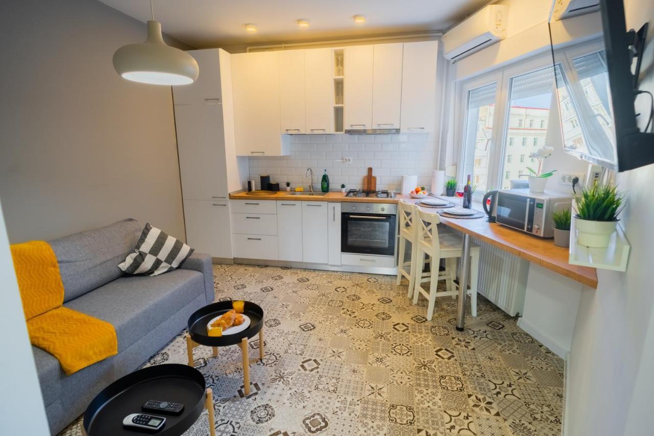 One Bedroom Flat In Bucharest'S Historic District Zewnętrze zdjęcie